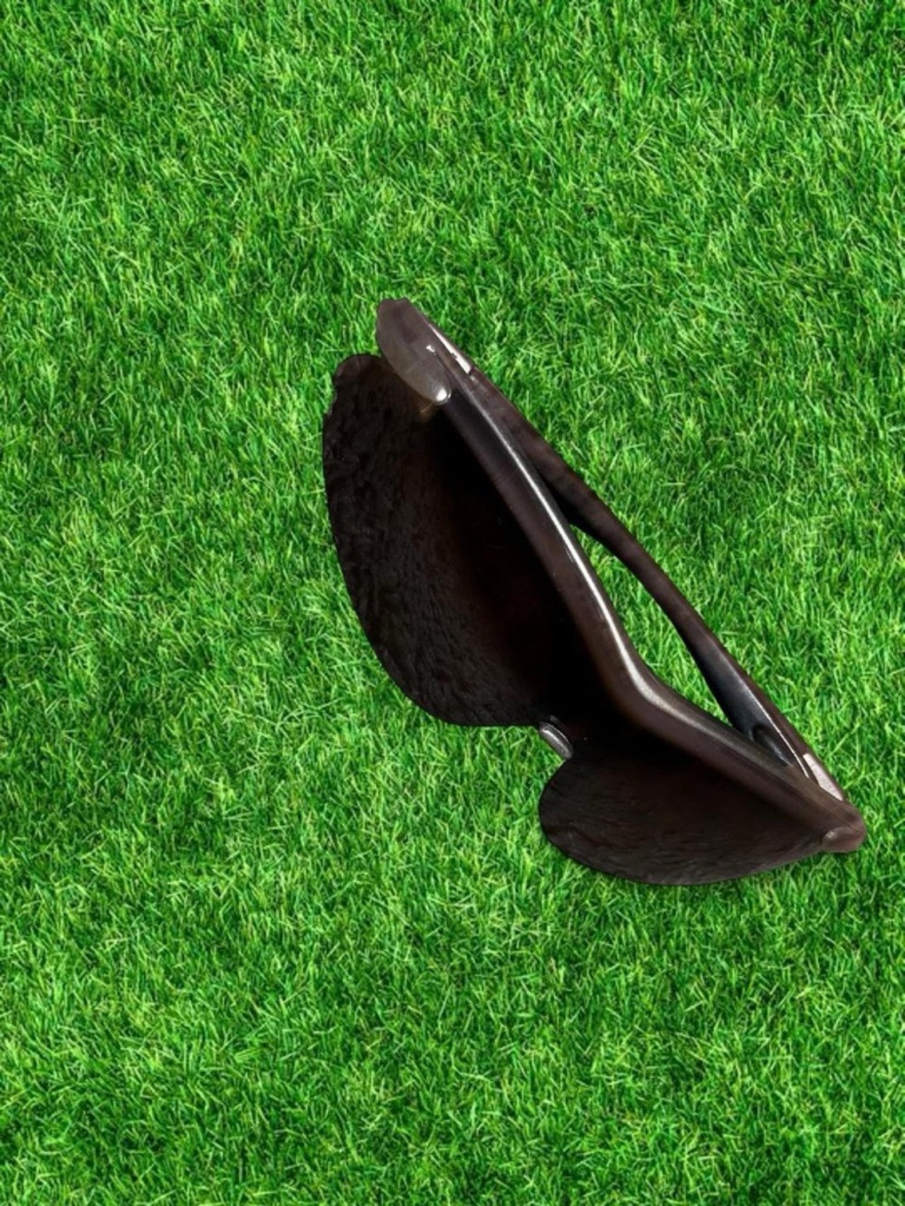 Vintage 2004 Silver and Black Balenciaga/Opium style Sunglasses - Picture 2 of 6